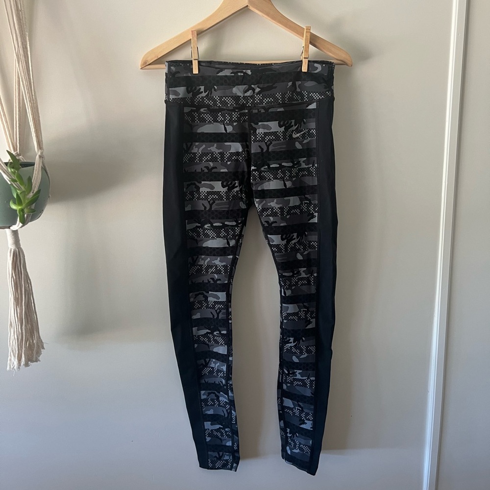 Nike leggings